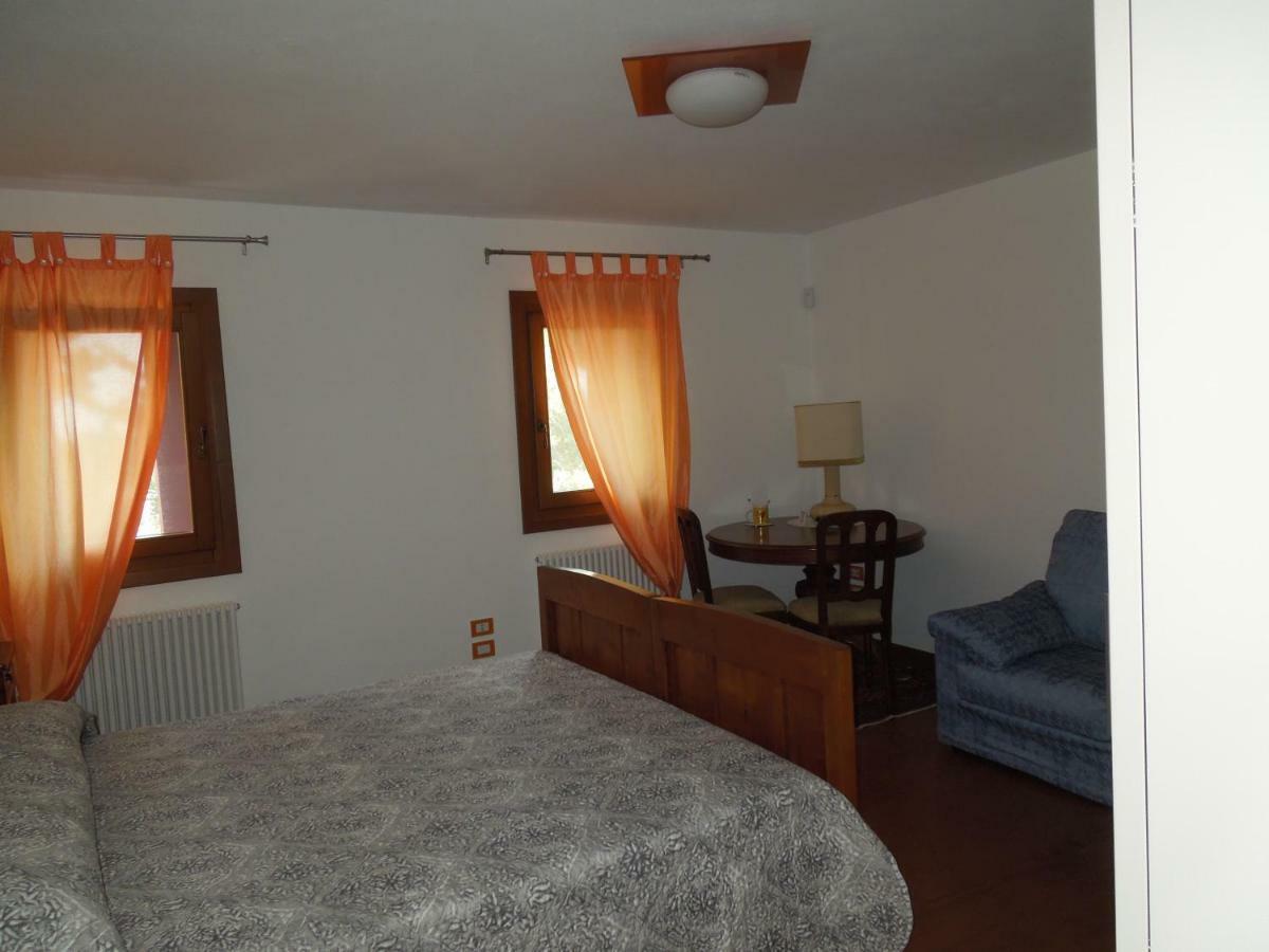 Ca' Pinetta Apartment Rua di Feletto Bagian luar foto